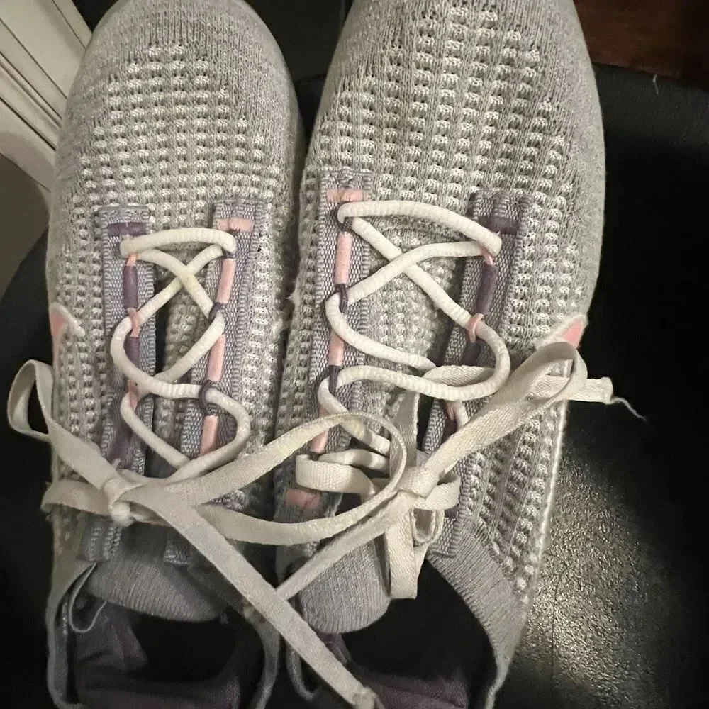 Big Kid's Nike Air VaporMax 2021 FK Wolf Grey/Pink Glaze (DB1550 007) SZ 3.5